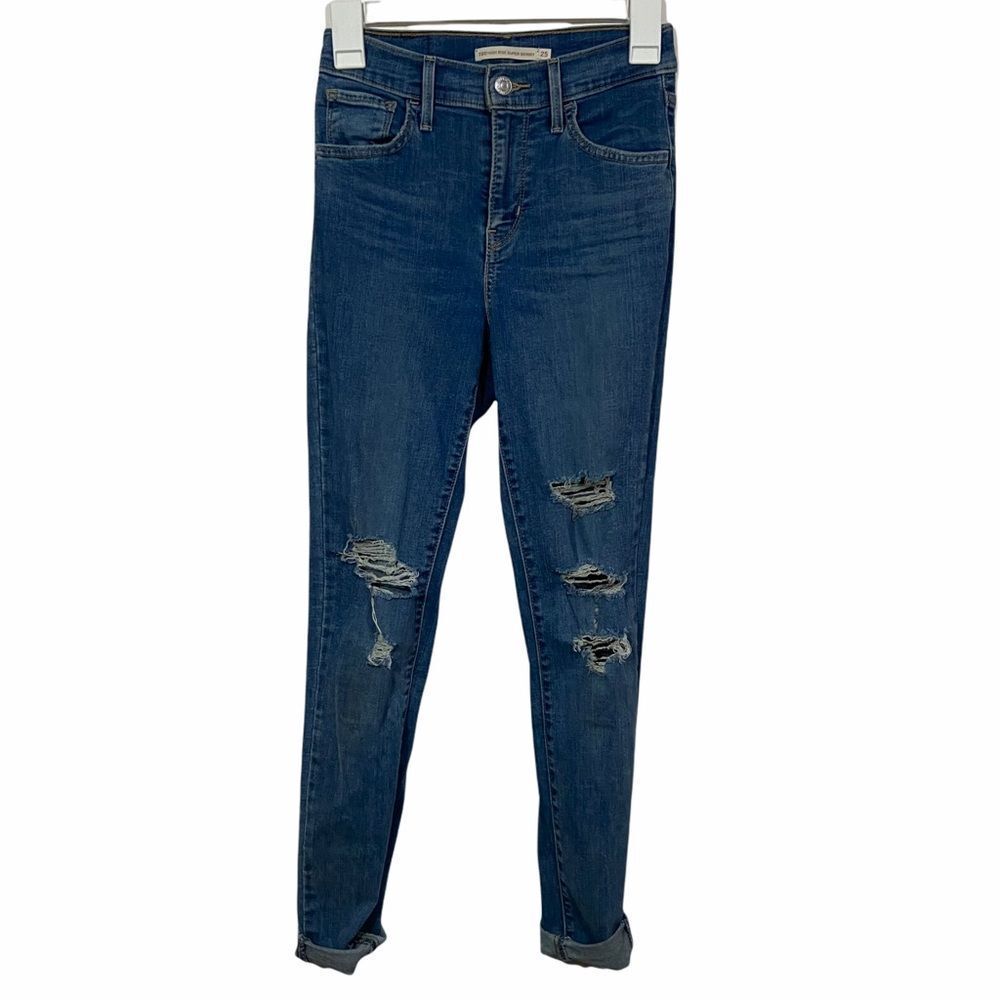 Levi’s 720 High Rise Distressed Super Skinny Jeans